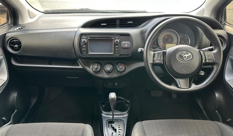 
								Toyota Yaris 2017 full									