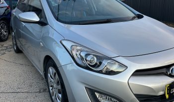 
										Hyundai i30 2012 full									
