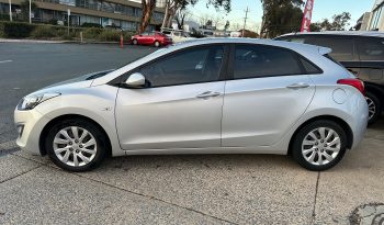 
										Hyundai i30 2012 full									