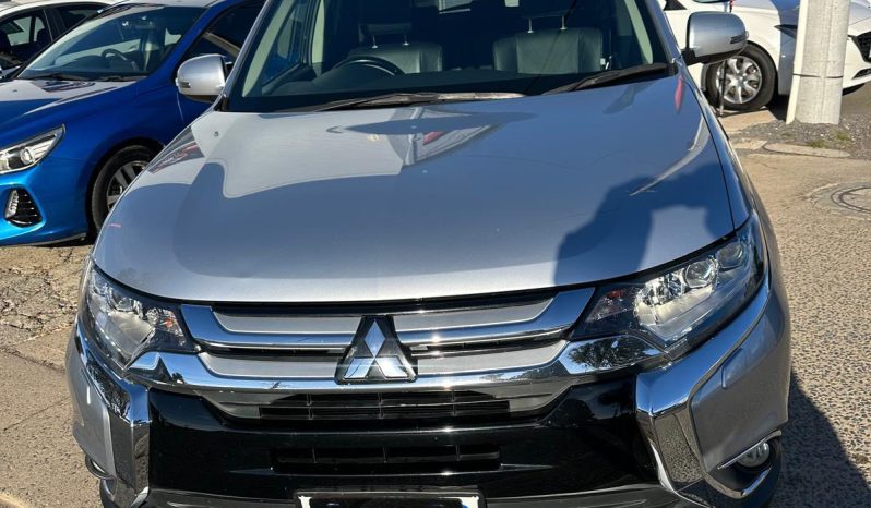 
								Mitsubishi Outlander Exceed 2015 full									