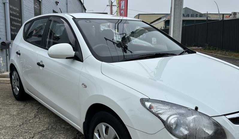 
								Hyundai i30 SX 2011 full									