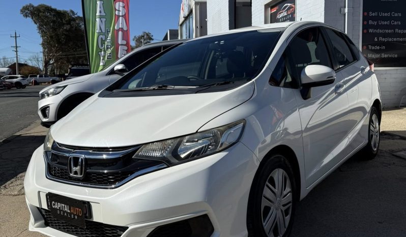 
								Honda Jazz Vti 2018 full									