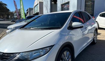 
										Honda Civic Vti-L 2013 full									