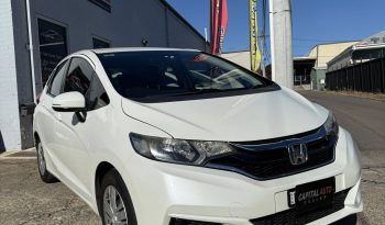 
										Honda Jazz Vti 2018 full									
