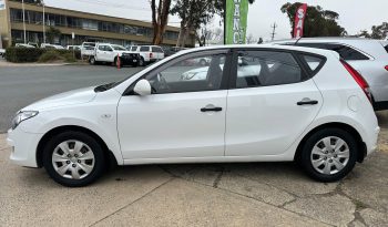 
										Hyundai i30 SX 2011 full									