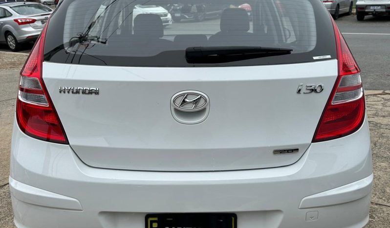 
								Hyundai i30 SX 2011 full									