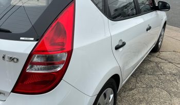 
										Hyundai i30 SX 2011 full									