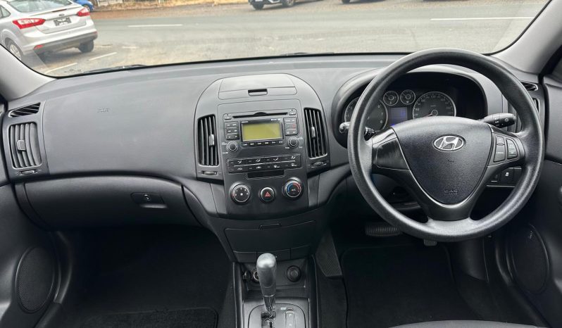 
								Hyundai i30 SX 2011 full									