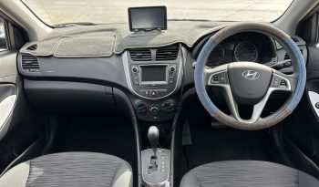 
										Hyundai Accent 2016 full									