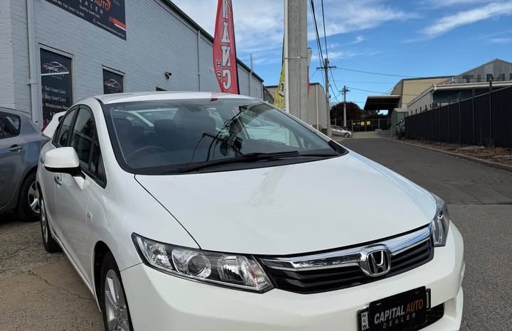 
								Honda Civic VTi-L 2013 1.8L full									