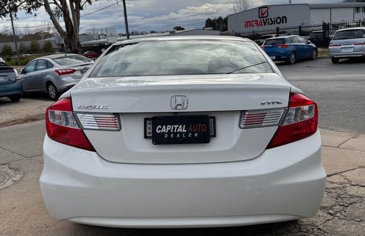 
								Honda Civic VTi-L 2013 1.8L full									