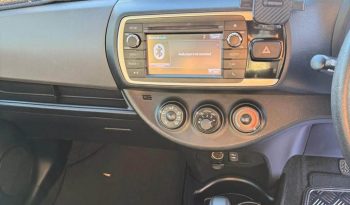 
										Toyota Yaris 2015 full									