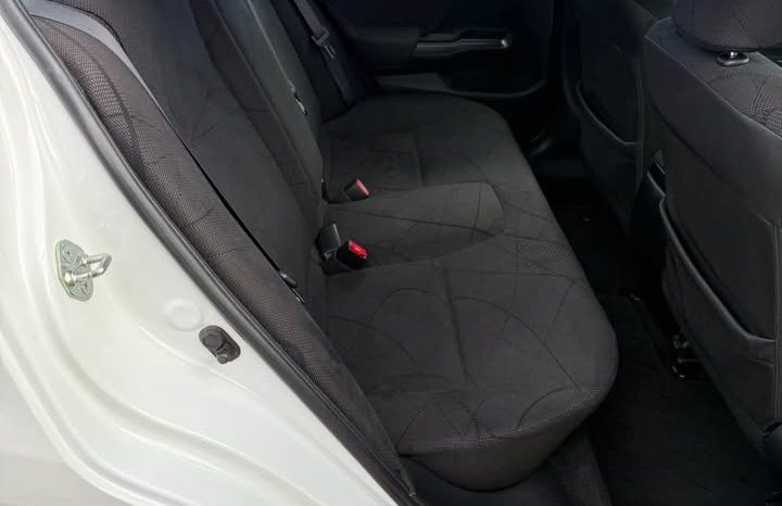 
								Honda Civic VTi-L 2013 1.8L full									