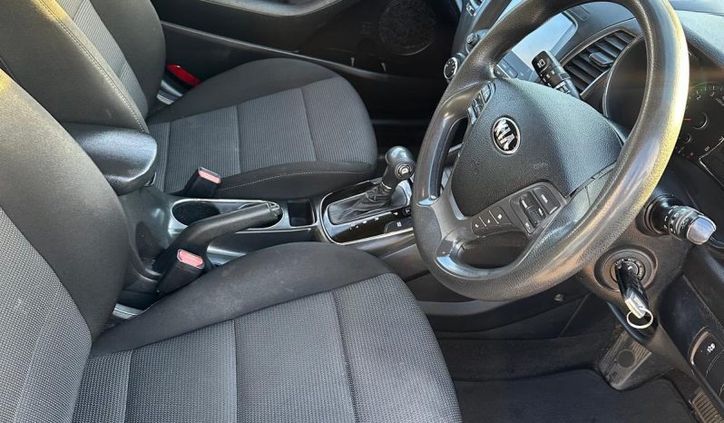 
								Kia Cerato 2016 full									