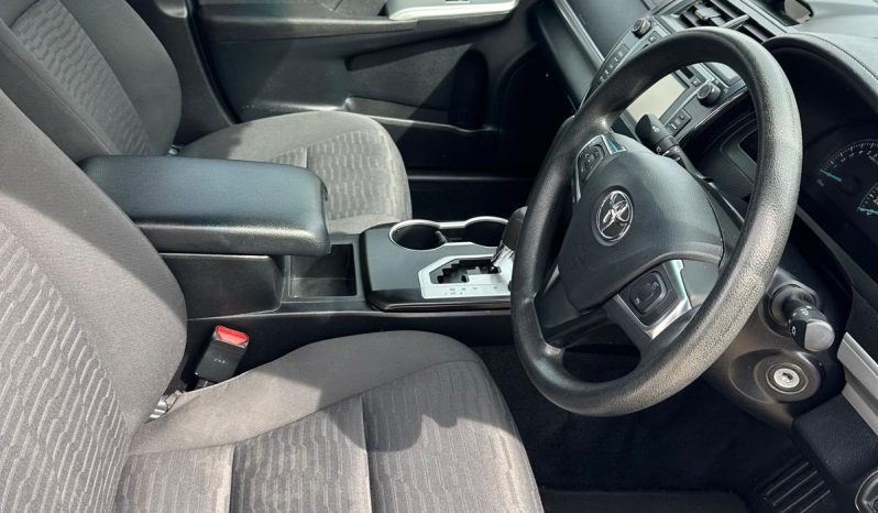 
								Toyota Camry 2015 full									