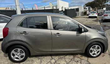 
										Kia Picanto 2017 full									