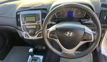 
										Hyundai i30 CW SLX Wagon full									