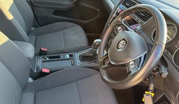 
										Volkswagen Golf 110 TSI Trendline 2018 full									