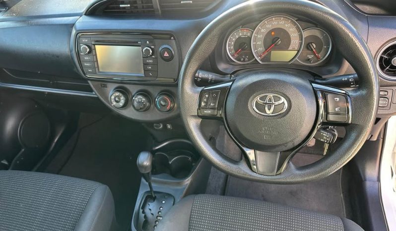 
								Toyota Yaris 2019 full									