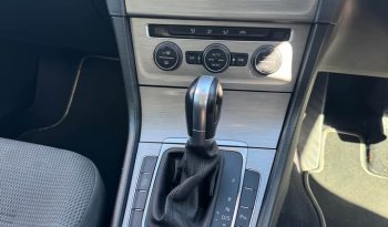 
										Volkswagen Golf 92 TSI Comfortline 2016 full									