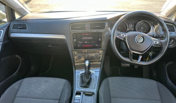 
										Volkswagen Golf 110 TSI Trendline 2018 full									