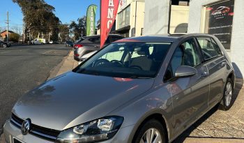 
										Volkswagen Golf 110 TSI Trendline 2018 full									