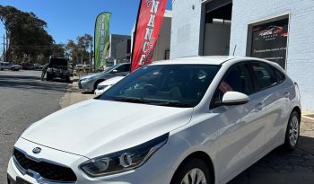 
										Kia Cerato S 2020 full									