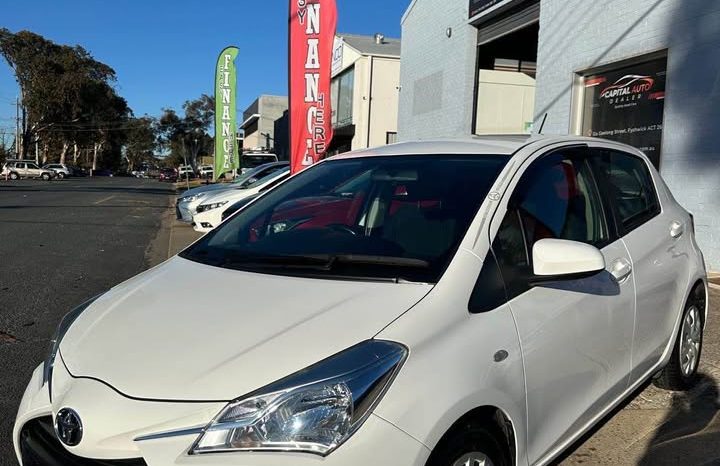 
								Toyota Yaris 2019 full									