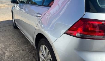 
										Volkswagen Golf 92 TSI Comfortline 2016 full									