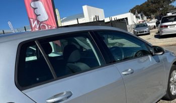 
										Volkswagen Golf 92 TSI Comfortline 2016 full									