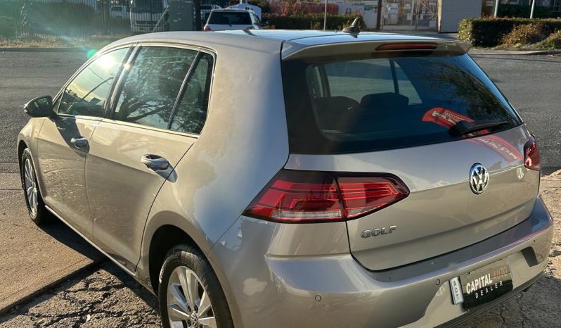 
								Volkswagen Golf 110 TSI Trendline 2018 full									