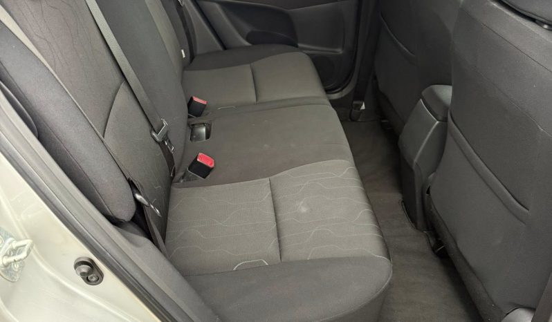 
								Toyota Corolla Ascent Sports 2012 full									