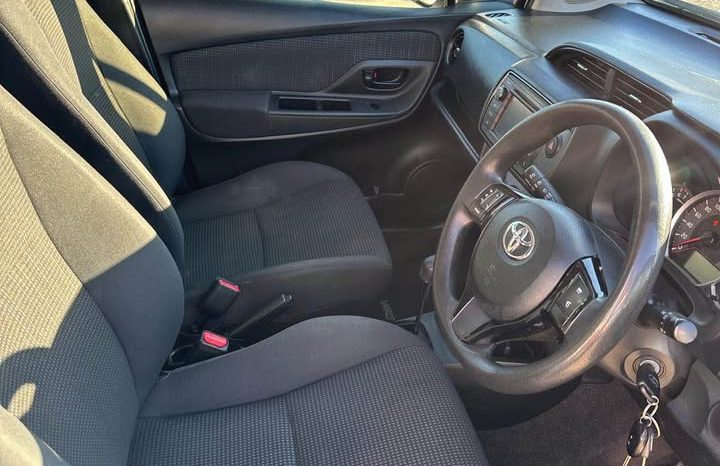 
								Toyota Yaris 2019 full									