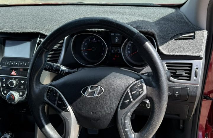 
								Hyundai I30 Active X 2015 full									