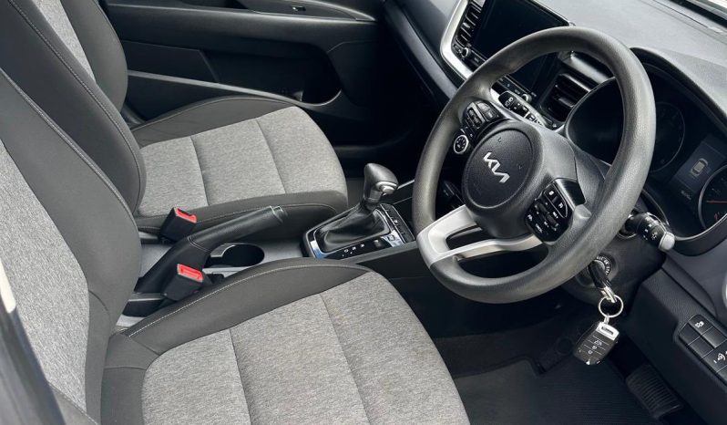 
								Kia Stonic S 2021 full									