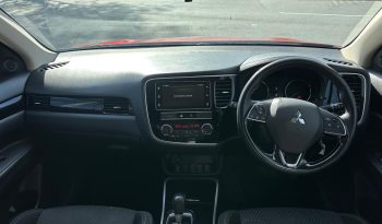 
										Mitsubishi Outlander ES 2018 full									