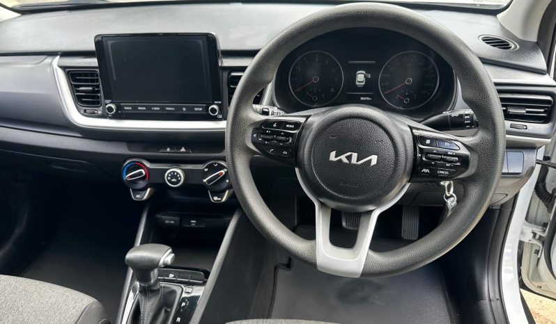 
								Kia Stonic S 2021 full									