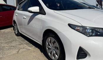 
										Toyota Corolla 2013 1.8L full									