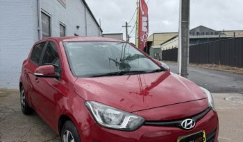 
										Hyundai i20 Active 2014 full									