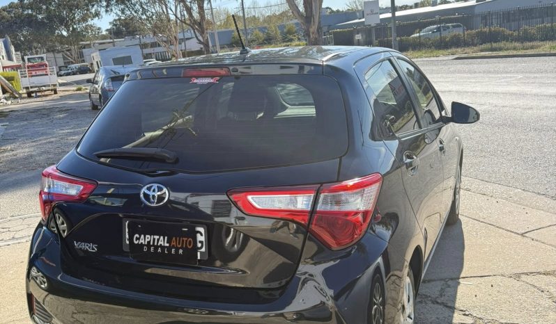 
								Toyota Yaris 2017 1.3L full									