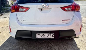 
										Toyota Corolla 2013 1.8L full									