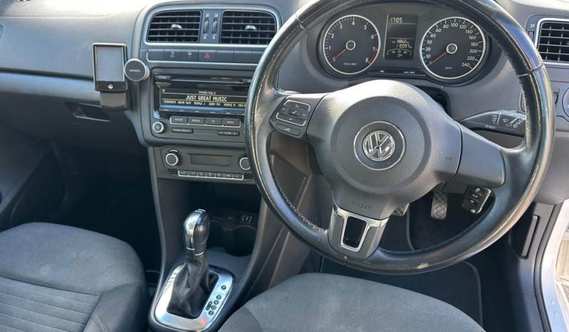 
								Volkswagen Polo TSI Comfortline 2012 full									