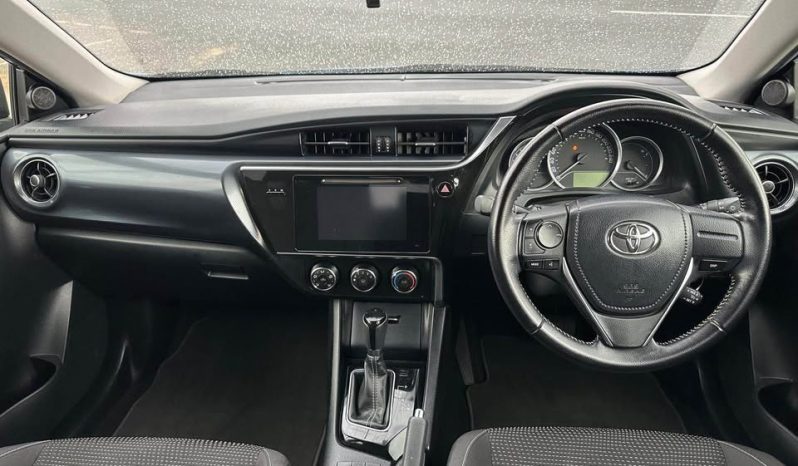 
								Toyota Corolla 2016 full									