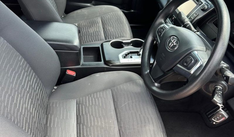 
								Toyota Camry 2017 full									