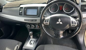 
										Mitsubishi Lancer ES Sportback 2010 full									