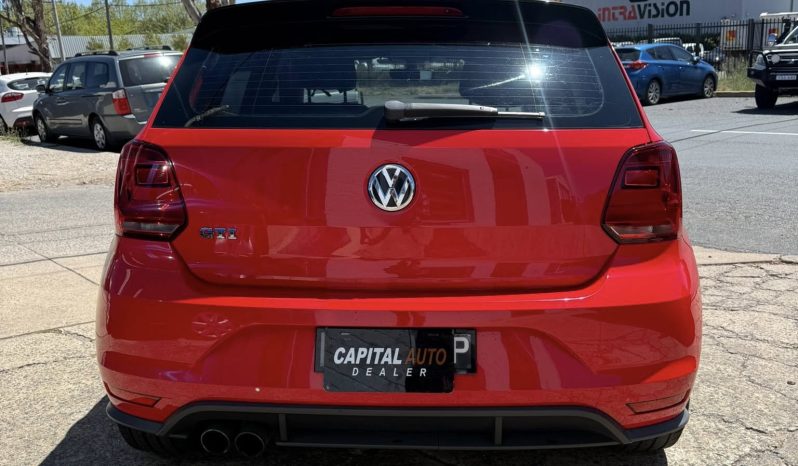
								Volkswagen Polo GTi 2015 full									