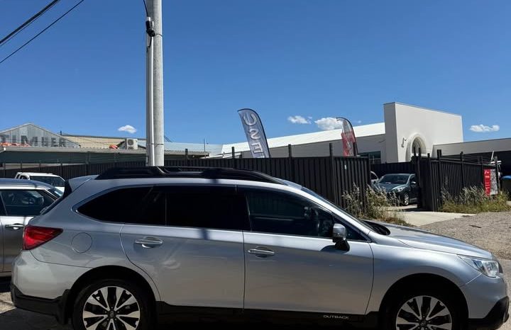 
								Subaru Outback 2017 full									