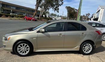 
										Mitsubishi Lancer ES Sportback 2010 full									