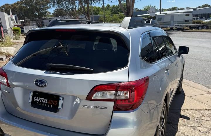 
								Subaru Outback 2017 full									