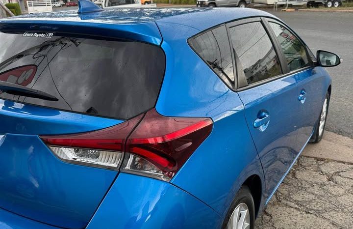 
								Toyota Corolla 2016 full									